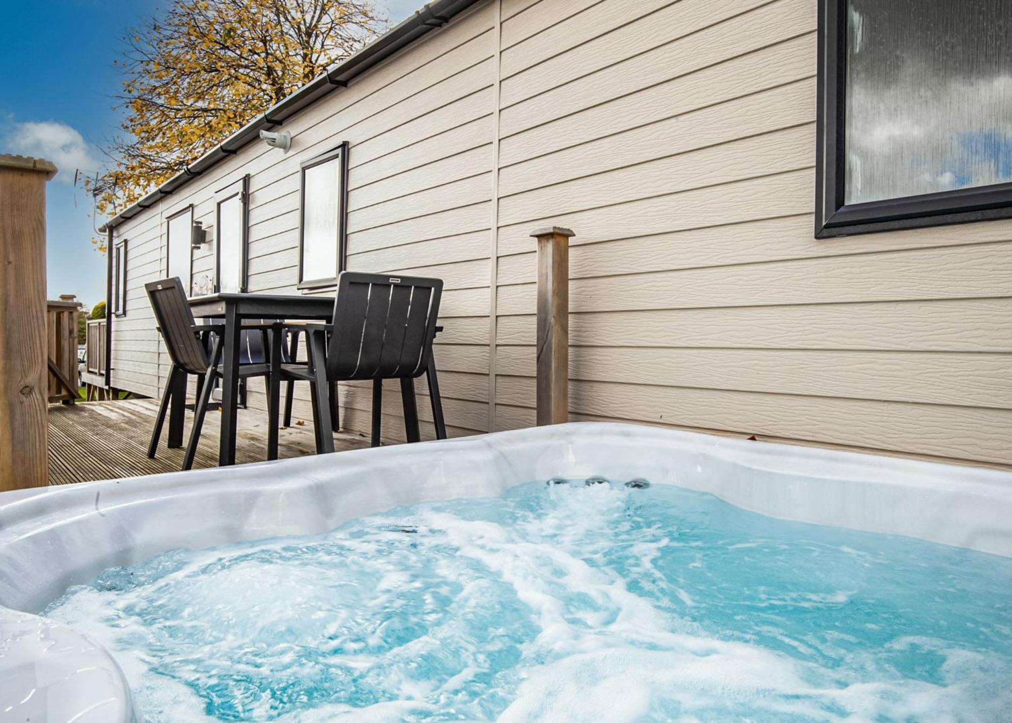 Noble Court Holiday Park Narberth Exterior foto